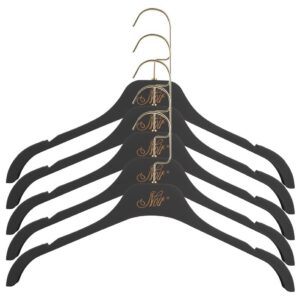 WIESZAKI CLOTHES HANGERS